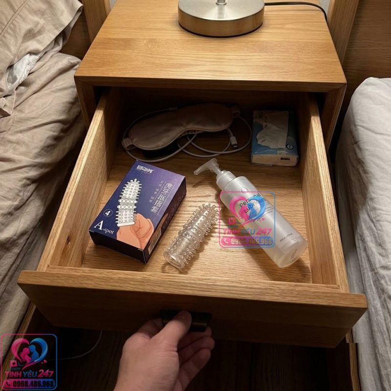 dụng cụ kích thích màn dạo đầu ngón tay giúp chị em nhanh lên đỉnh